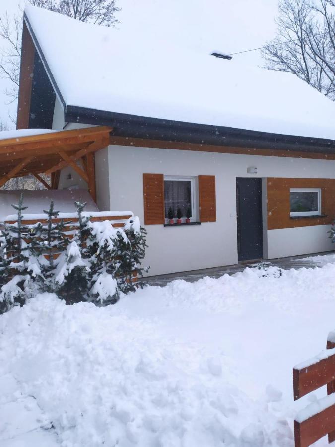 Domek Caloroczny Zagroda Mlynski Сулковице Екстериор снимка